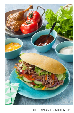 Un petit pain kebab au confit de canard